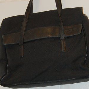 TUMI Black Nylon Briefcase/Computer Case With Shoulder Straps